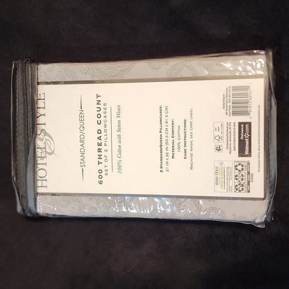 Set of QUEEN Pillow Cases - Picture 2 of 2